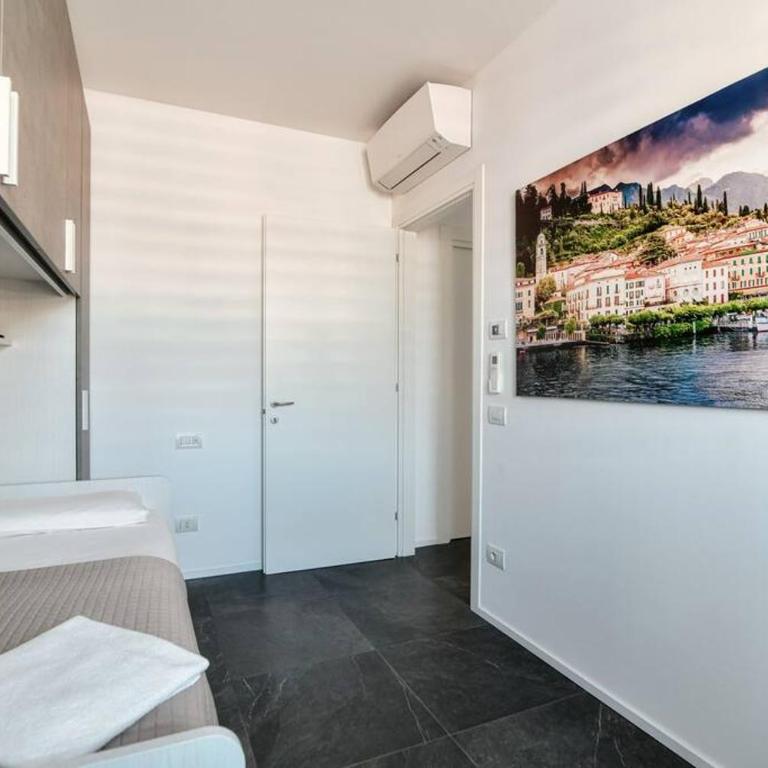 Como In Centro - by MyHomeInComo - Appartamento con 3 Camere da Letto - 28