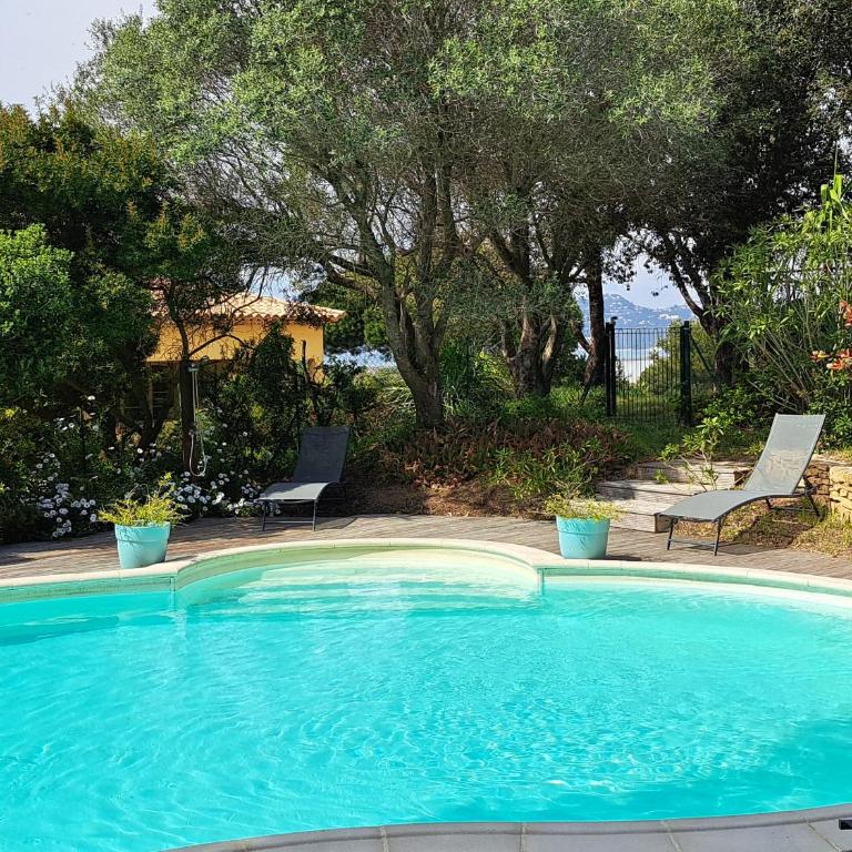 Rez de jardin villa independant Presqu'ile de Giens - Apartment - 2