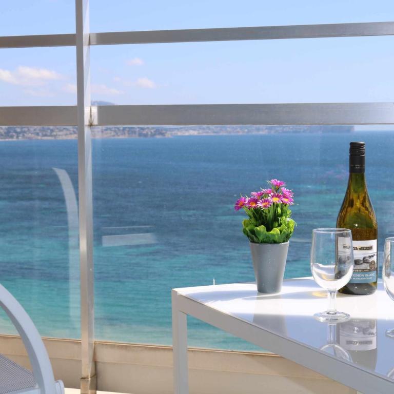 11F 2 dormitorios con vistas al mar - Two-Bedroom Apartment - 4