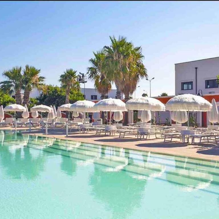 Villa Ginkò 10 posti Letto Torre Lapillo Resort 900 Mt dal Mare - Deluxe Villa - 17