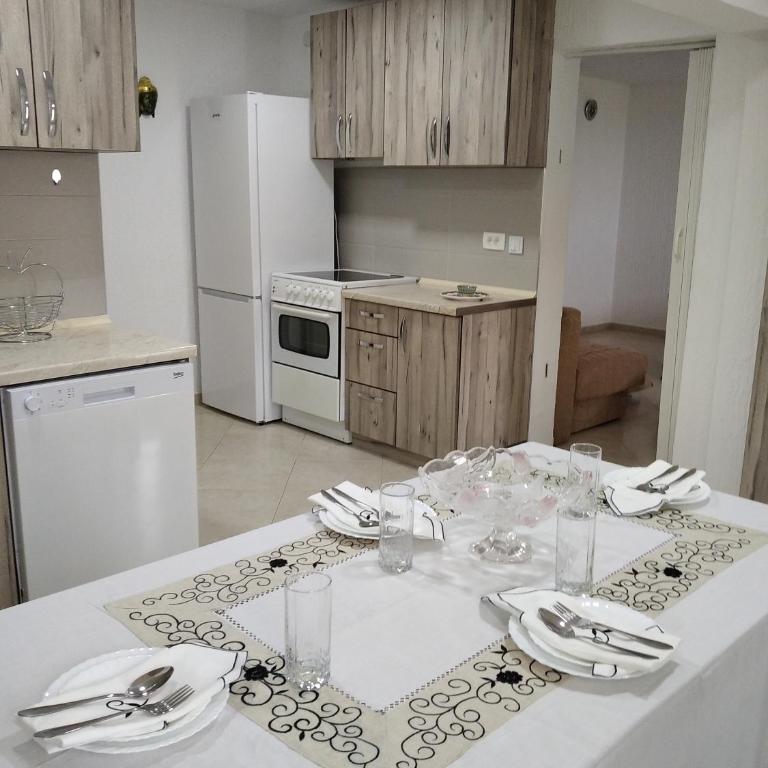 ApartToni - One-Bedroom Apartment - 2