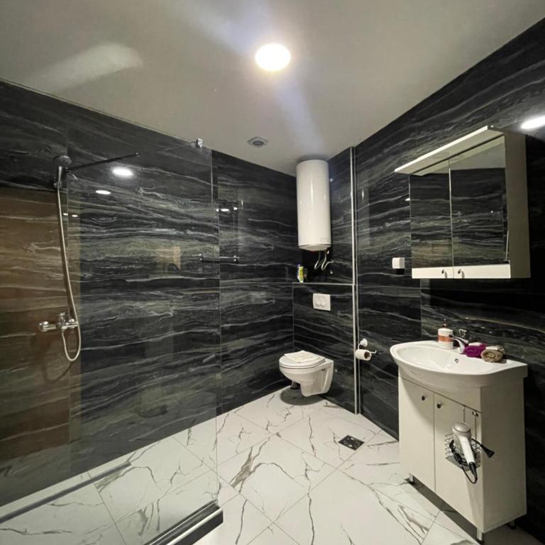 Diamond Hotel & Restaurant - Budget Double Room - 4