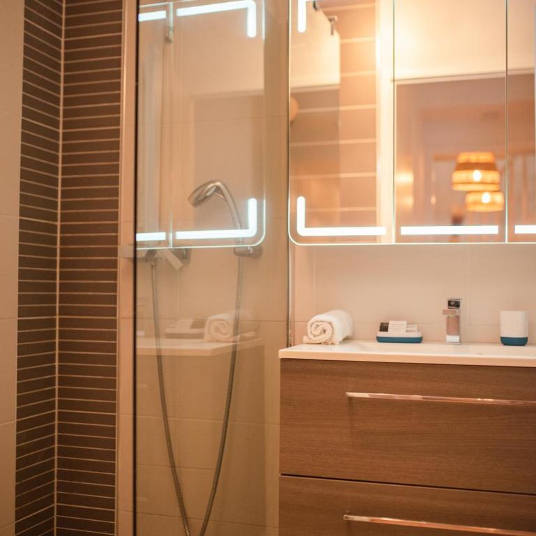 Duplex familial proche plage et commerces - Appartement 2 Chambres - 7