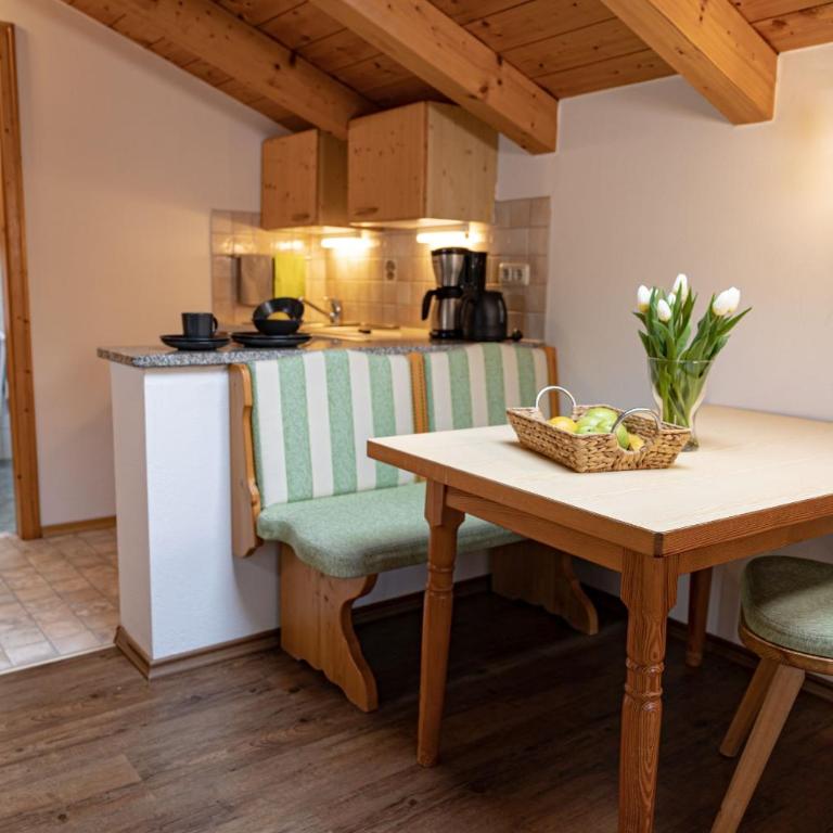 Gästehaus Almblick - Apartamento con balcón - 4