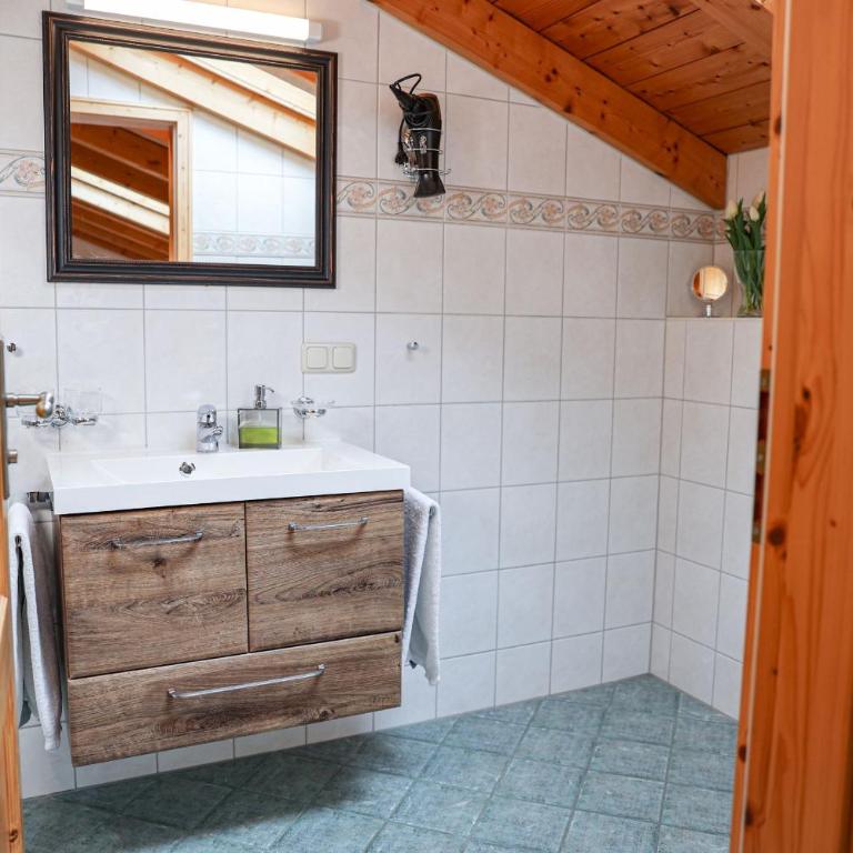 Gästehaus Almblick - Apartamento con balcón - 8