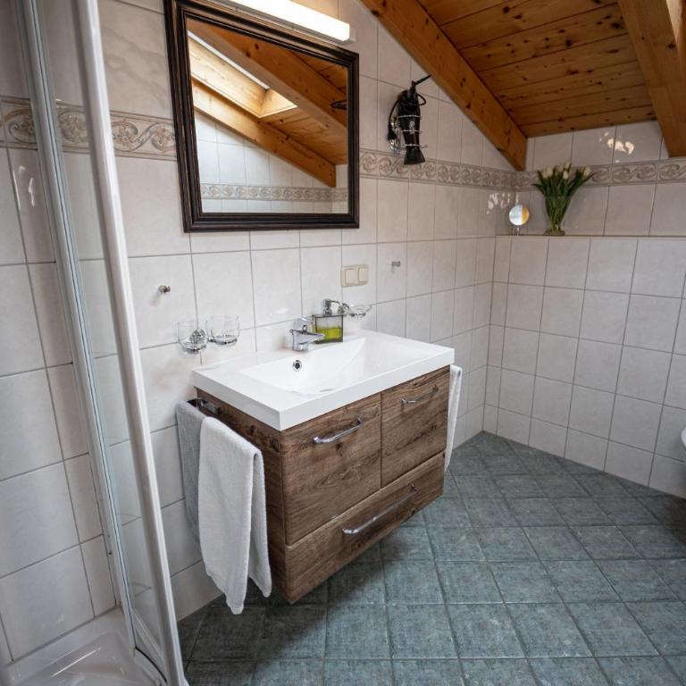 Gästehaus Almblick - Apartamento con balcón - 9