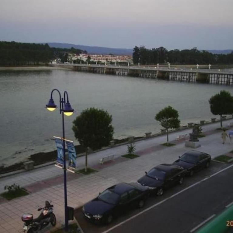 Ático céntrico con terraza y vistas al mar - Two-Bedroom Apartment - 45