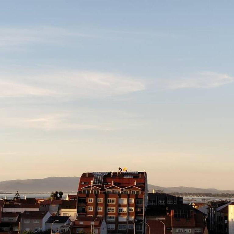 Ático céntrico con terraza y vistas al mar - Two-Bedroom Apartment - 46