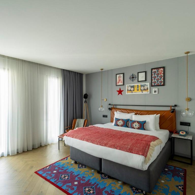 Hotel Indigo Belgrade, an IHG Hotel - Premijum Soba - 2