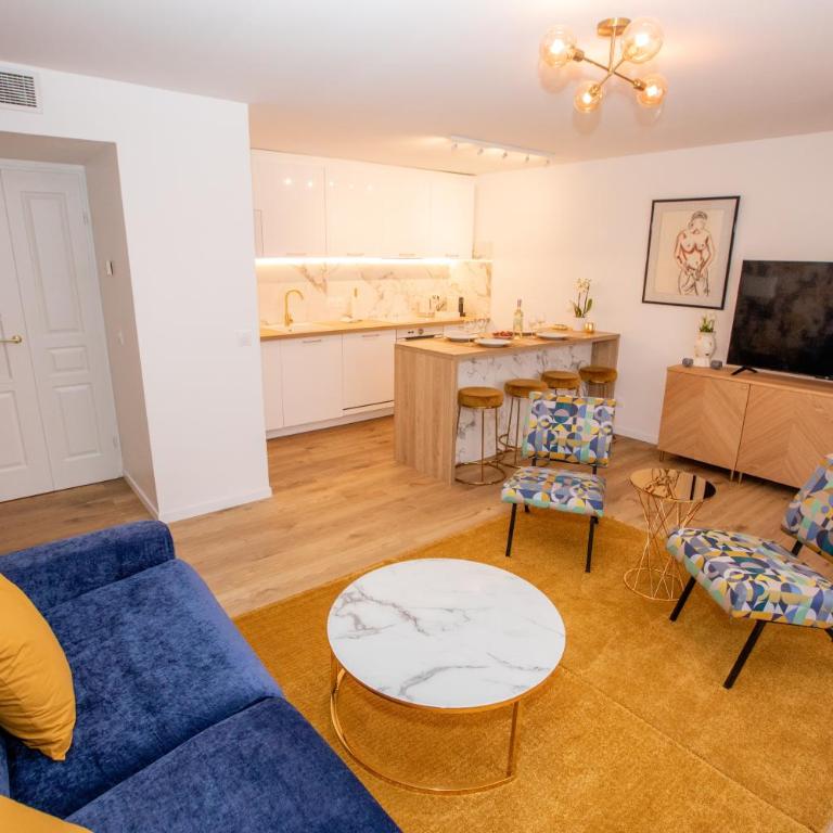 Luxueux 3p. Art Deco + Parking - Apartment mit 2 Schlafzimmern - 50