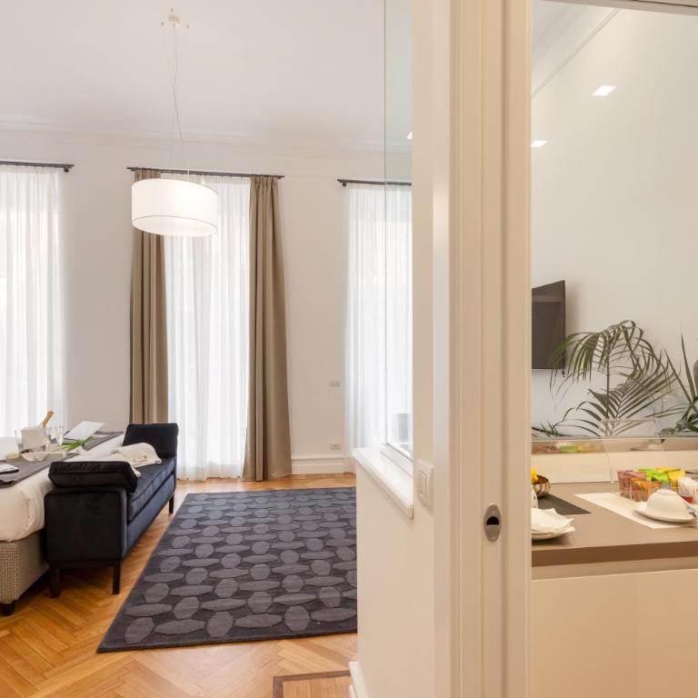 504 Corso Suites - Camera Matrimoniale Deluxe con Balcone - 3