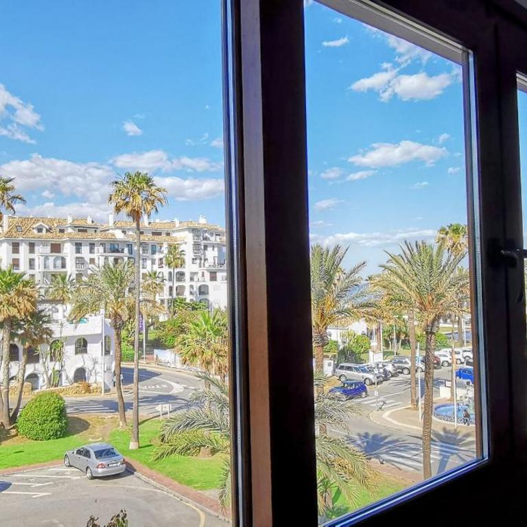 Puerto de la Duquesa Sea Views - Apartamento de 2 dormitorios - 25