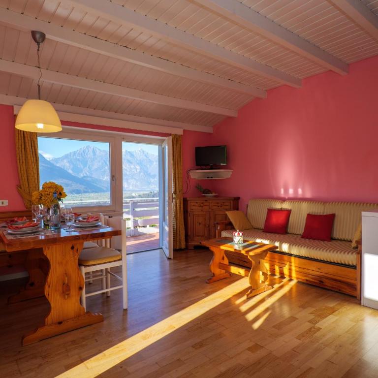 Casa del Sole - Appartamento con Terrazza e Vista Piscina - 12