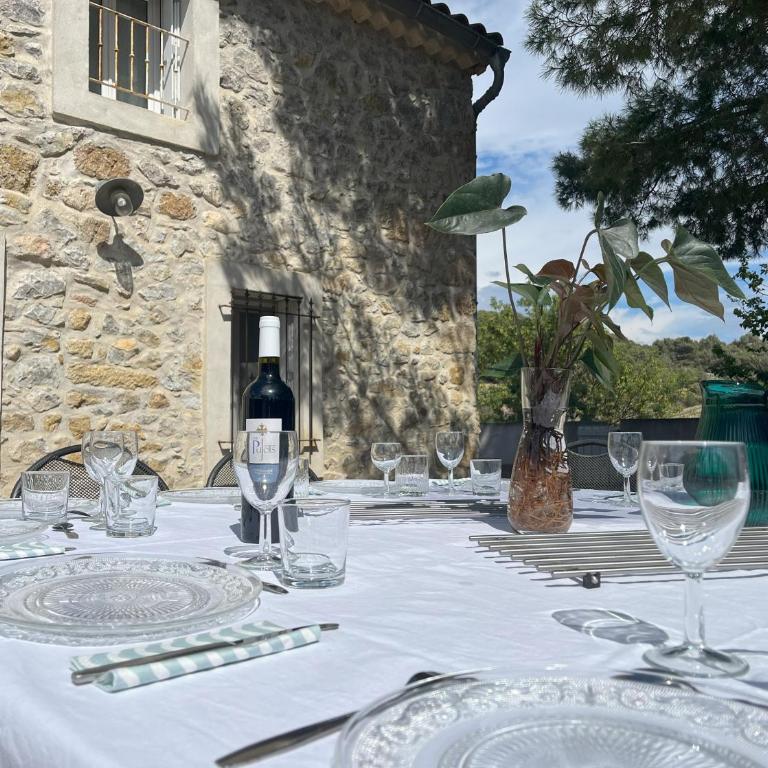 Gîte de 12 personnes au cœur d'un domaine viticole - Five-Bedroom House - 21
