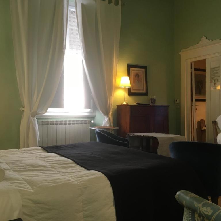 Alberghino B&B - Camera Tripla con Bagno Privato - 4