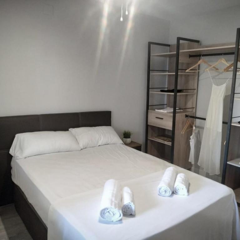 Precioso apto, con piscina en puerto de Cambrils, wifi y parking incluido - Apartamento de 2 dormitorios - 13