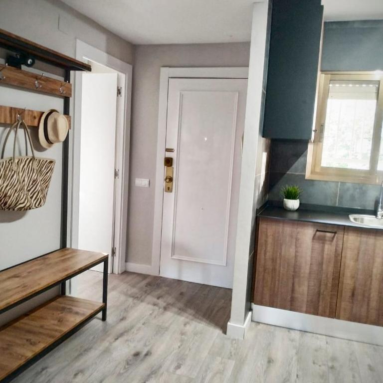 Precioso apto, con piscina en puerto de Cambrils, wifi y parking incluido - Apartamento de 2 dormitorios - 14