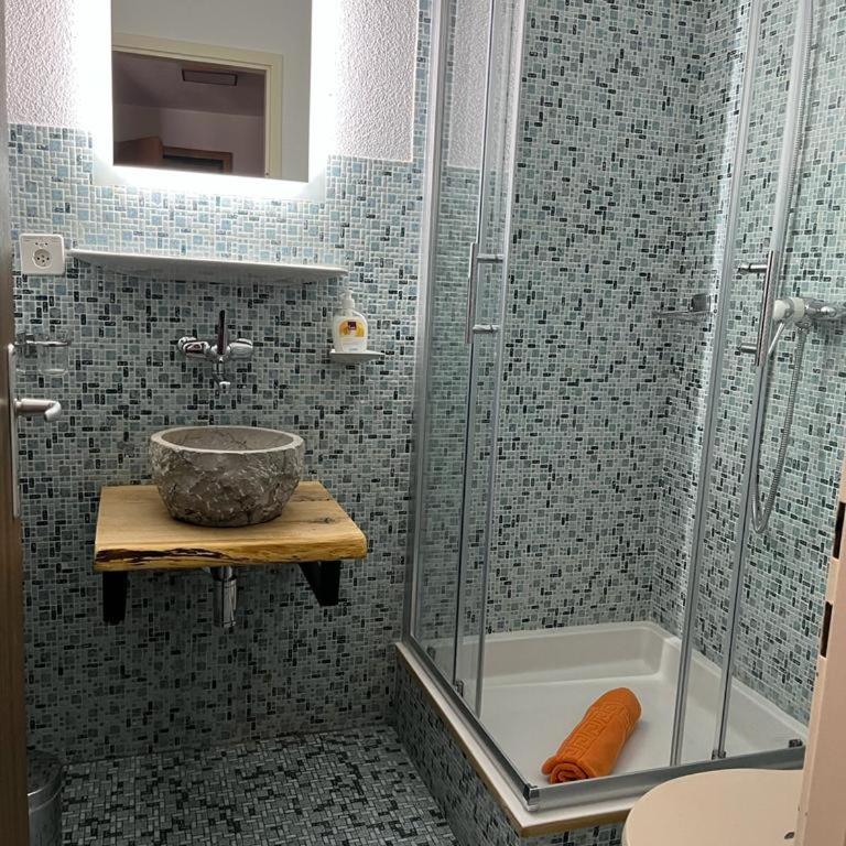 Haus Atlantic Leukerbad - Studio mit Balkon - 3