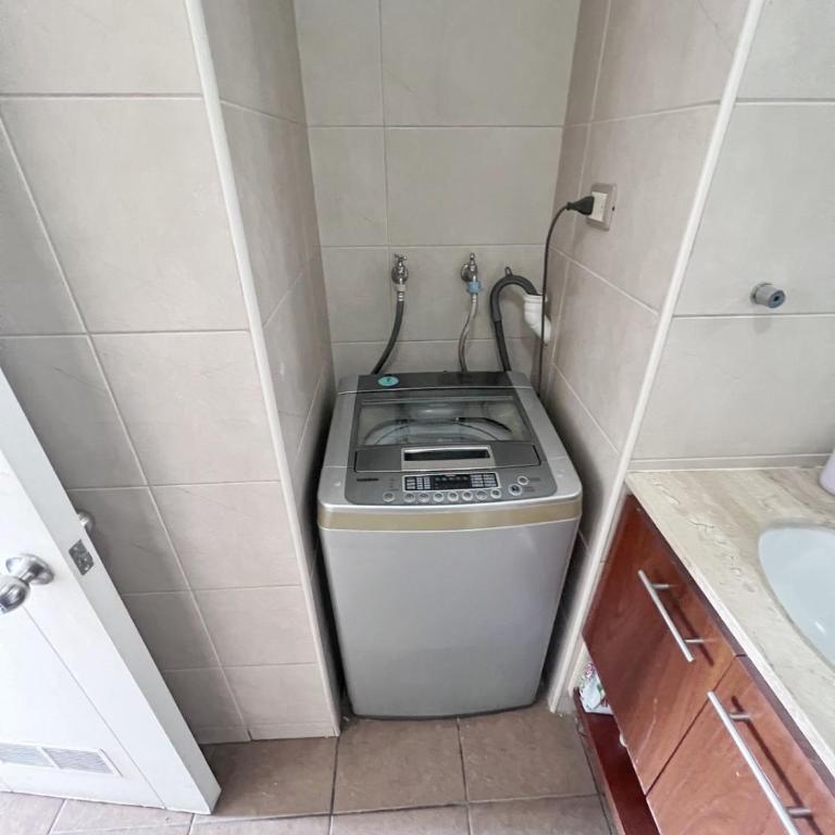 Dpto a Pasos del Palacio de la Moneda - One-Bedroom Apartment - 6