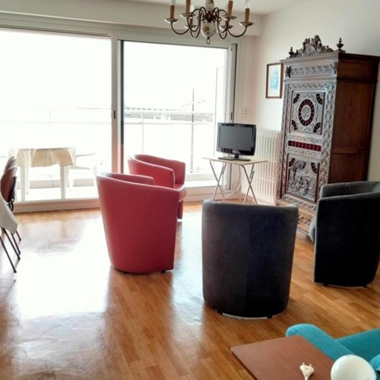 Studio Face Mer au Cœur des Sables d'Olonne - Balcon Sud, Équipé, 2 pers. - FR-1-331-218 - Apartment - 10
