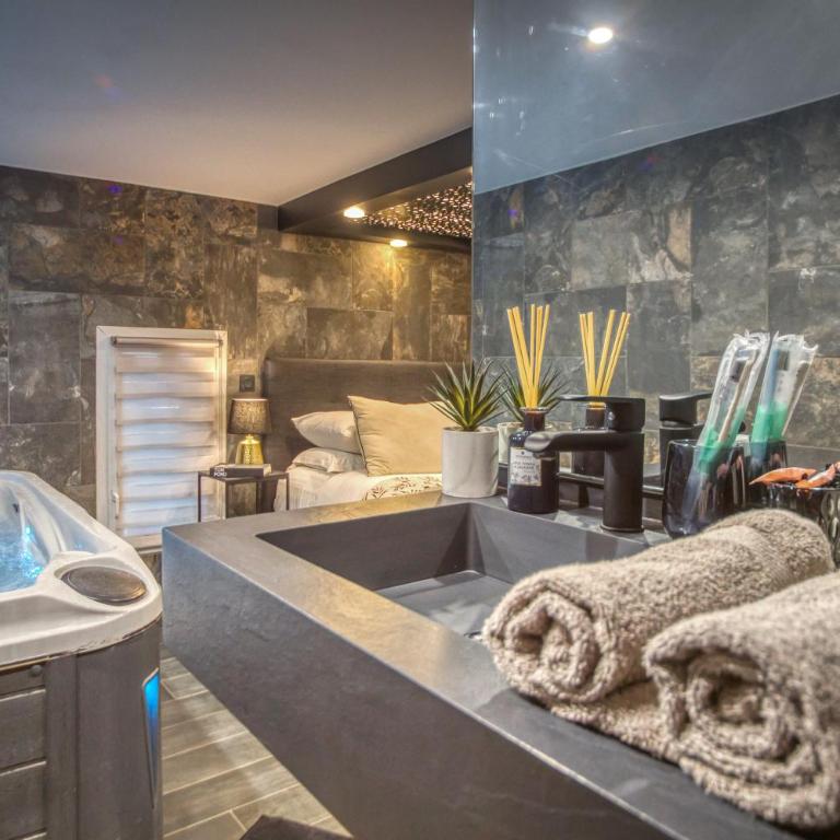 L'Eden Love - Jacuzzi / Sauna - Appartement 1 Chambre - 7