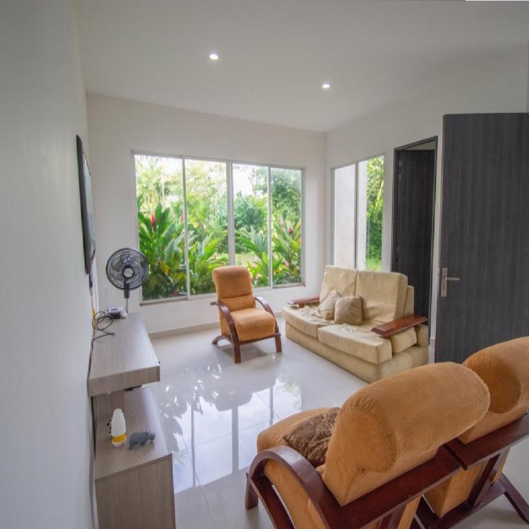 Casa blanca, casa campestre Restrepo - Villa with Private Pool - 16