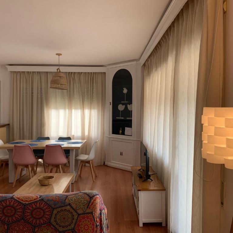 ATICO PLANAS céntrico frente mar - Apartamento de 3 dormitorios - 16