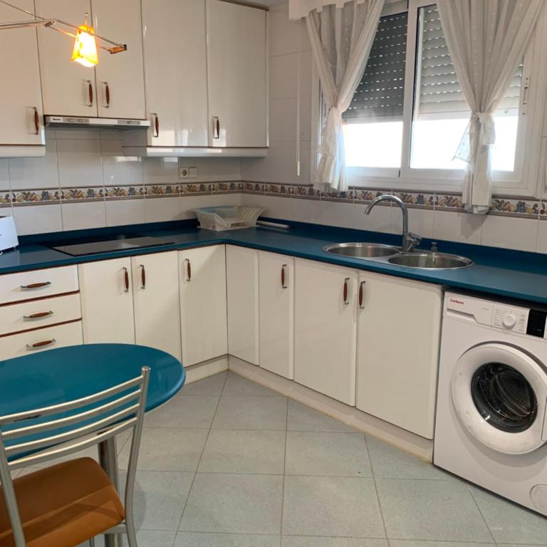 ATICO PLANAS céntrico frente mar - Apartamento de 3 dormitorios - 18