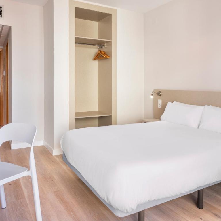 Hotel Andalucía - Habitación Doble con balcón - 3