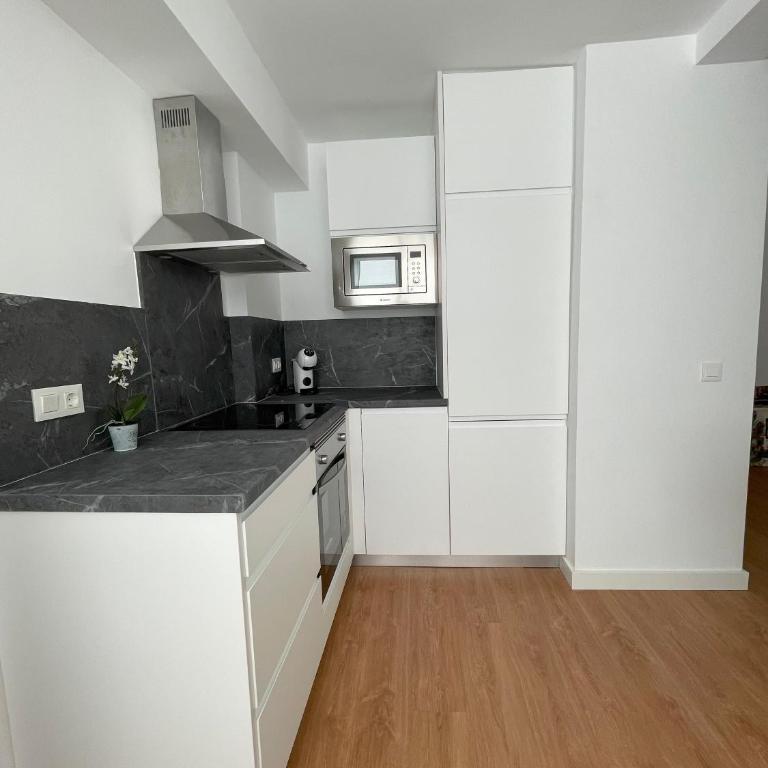 Apartamento Colina B 19. - Three-Bedroom Apartment - 26