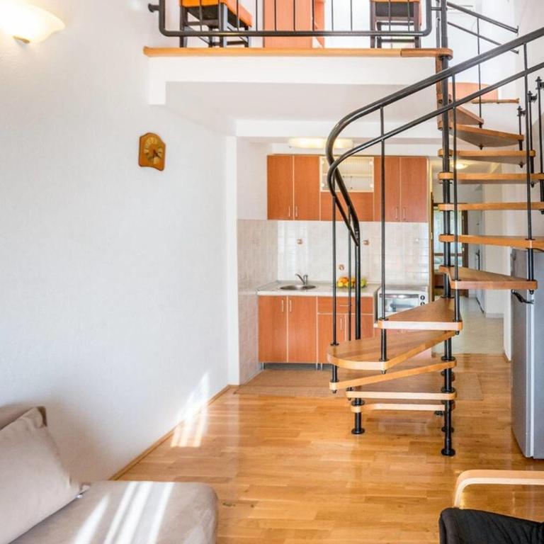 Vengo Apartments - Apartment with Sea View - 9