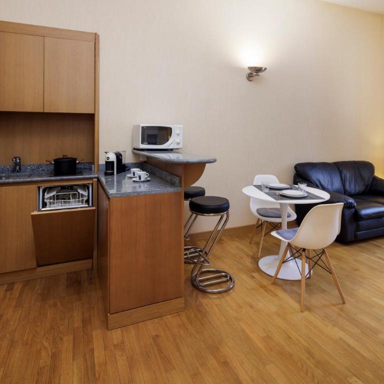 Dynasty Suites Downtown Apartments - Appartamento Standard - 9