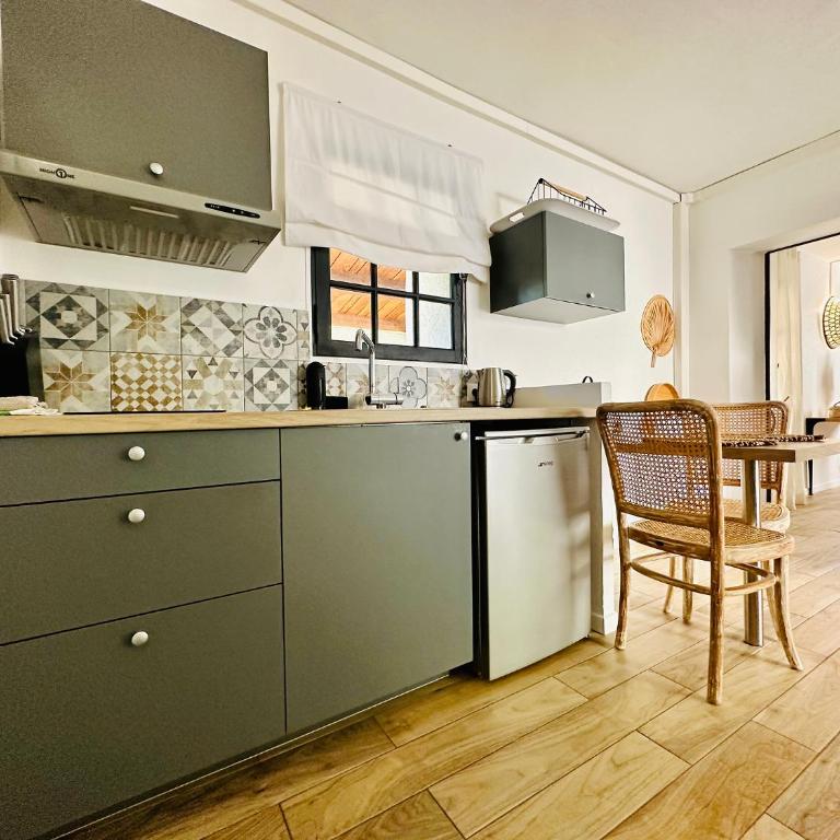 Domaine Les Deux Roches - Appartement 1 Chambre - Vue sur Piscine - 8
