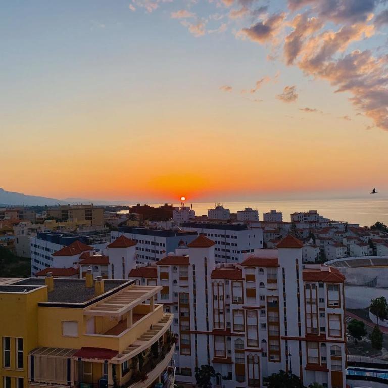 Penthouse mit private Dachterrasse und Blick auf das Meer, Berge ,Hafen - Apartamento de 2 dormitorios - 1