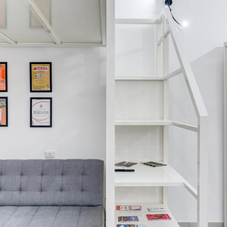 San Donato - Grazioso Moderno Monolocale - 600 m Metro Principi d'Acaja - Appartamento con 1 Camera da Letto - 24