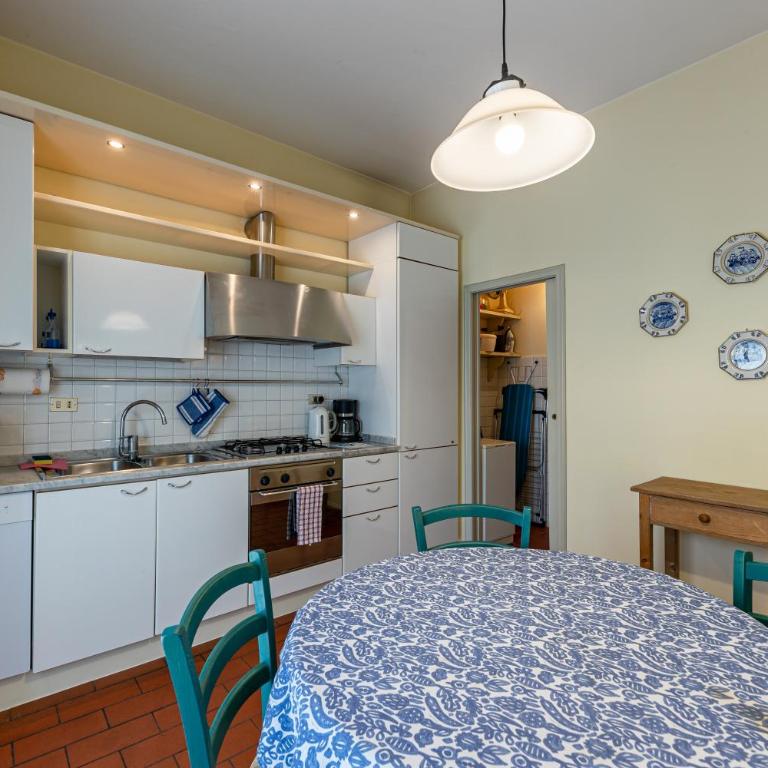 Residenza Corsocangrande25 - Appartamento con 2 Camere da Letto e Balcone - 5