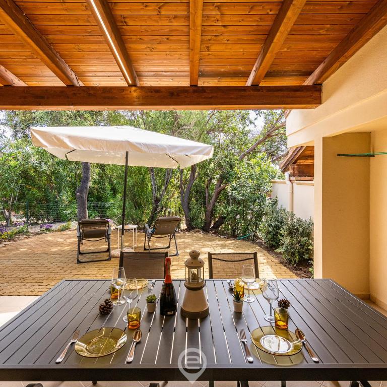 Casa Adele - Steps to Cala Sinzias Beach - Three-Bedroom House - 32
