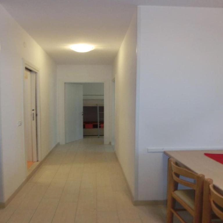 Lovely flat close to the beach-Beahost - Appartamento - 4