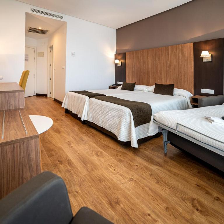 Albir Playa Hotel & Spa - Double or Twin Room (2 Adults + 1 Child) - 2