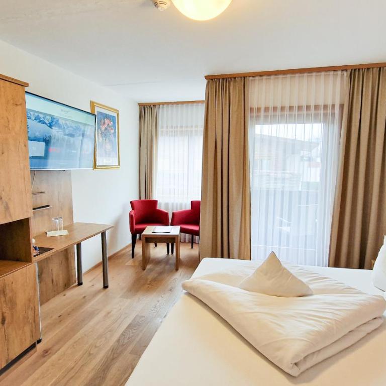 Das Alpin - Hotel Garni Guesthouse - Superior Doppelzimmer mit Balkon - 1
