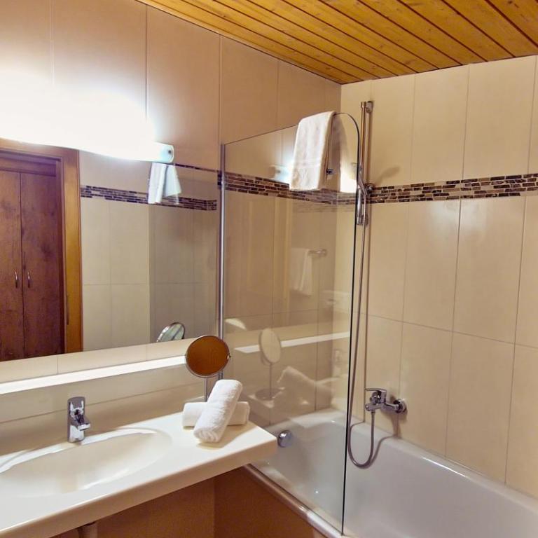 Das Alpin - Hotel Garni Guesthouse - Superior Doppelzimmer mit Balkon - 8