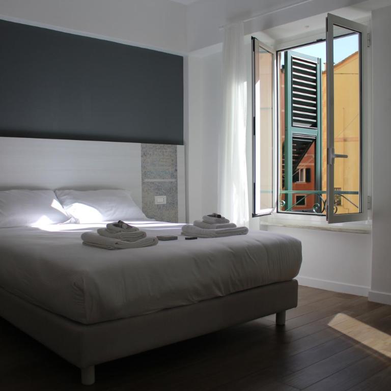 Albergo Augusta B&B - Camera Matrimoniale Deluxe - 1