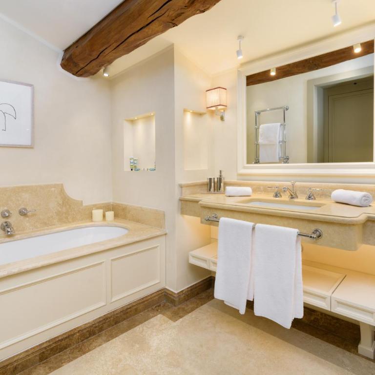 Donna Lipsi - La Dimora degli Affreschi Florence - Appartamento con 3 Camere da Letto - 10