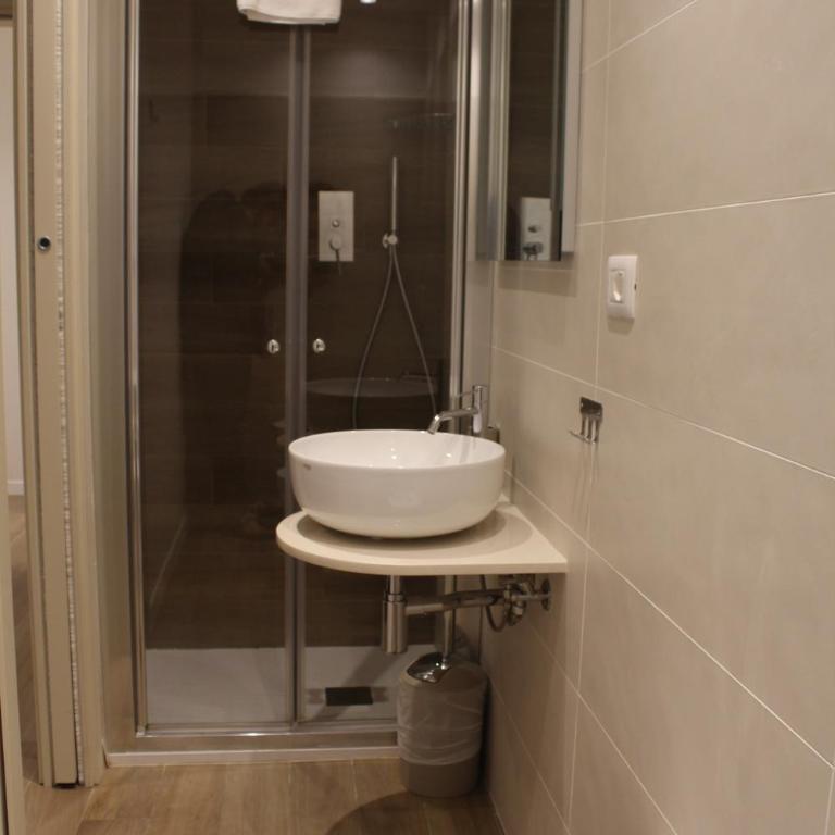 Albergo Augusta B&B - Camera Familiare Standard - 14