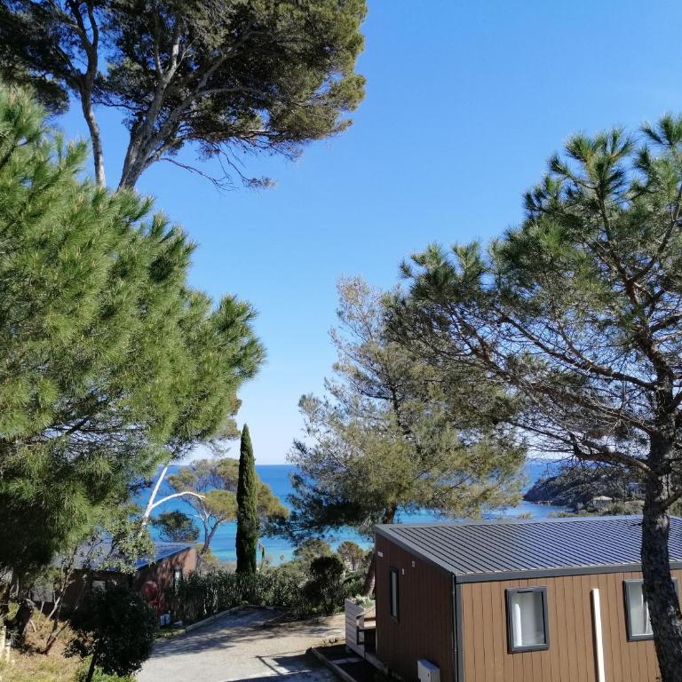 Camping Le Camp Du Domaine - Mobile Home - 2