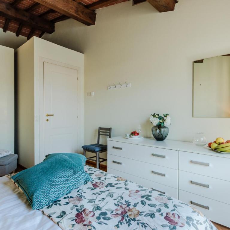 Helene Smart Flat with Elevator inside Lucca - Appartamento con 2 Camere da Letto - 17