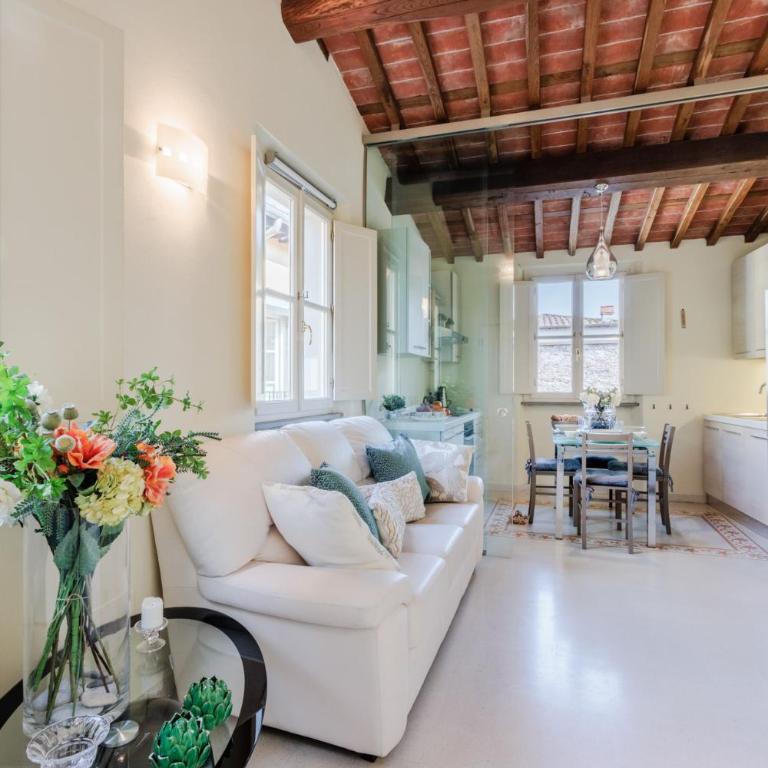 Helene Smart Flat with Elevator inside Lucca - Appartamento con 2 Camere da Letto - 24