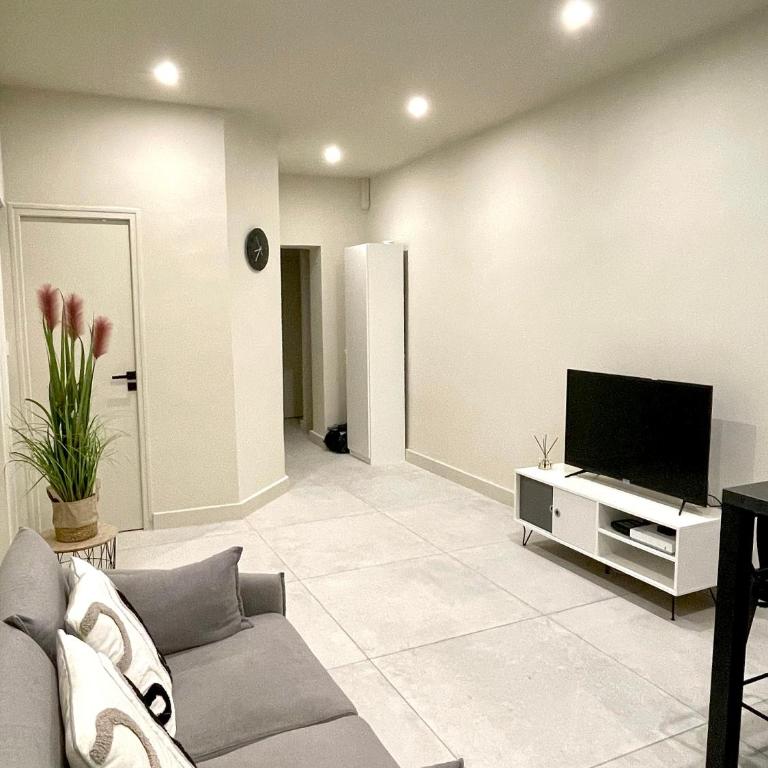 T3 en centre-ville avec extérieur - Apartamento de 2 dormitorios - 4