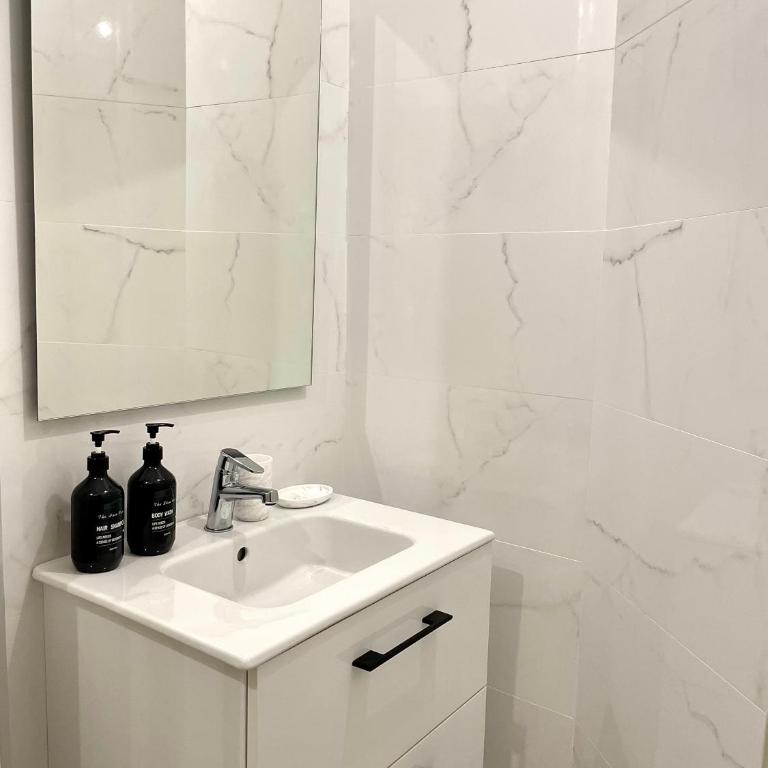 T3 en centre-ville avec extérieur - Apartamento de 2 dormitorios - 7