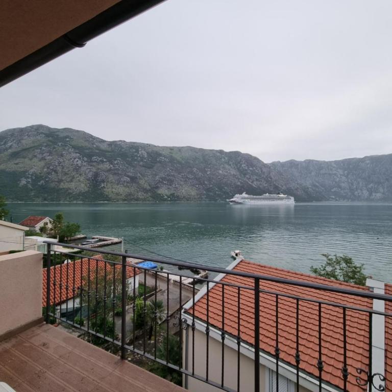 Holiday Home Cattaro - Two-Bedroom Apartment - 18